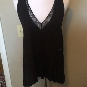 Black lace American Eagle top